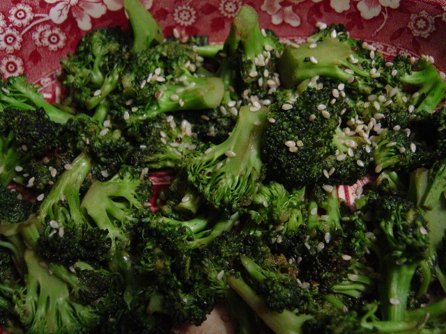 Stir-fried Broccoli Hong Kong Style 